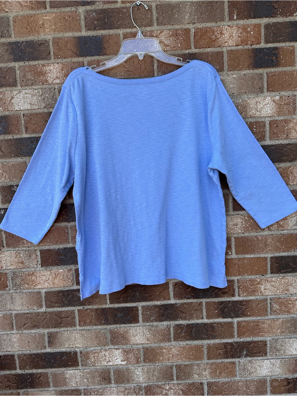 Kirkland Signature Light Blue Boatneck Three-Quarter Sleeve Top. XL - Picture 2 of 3